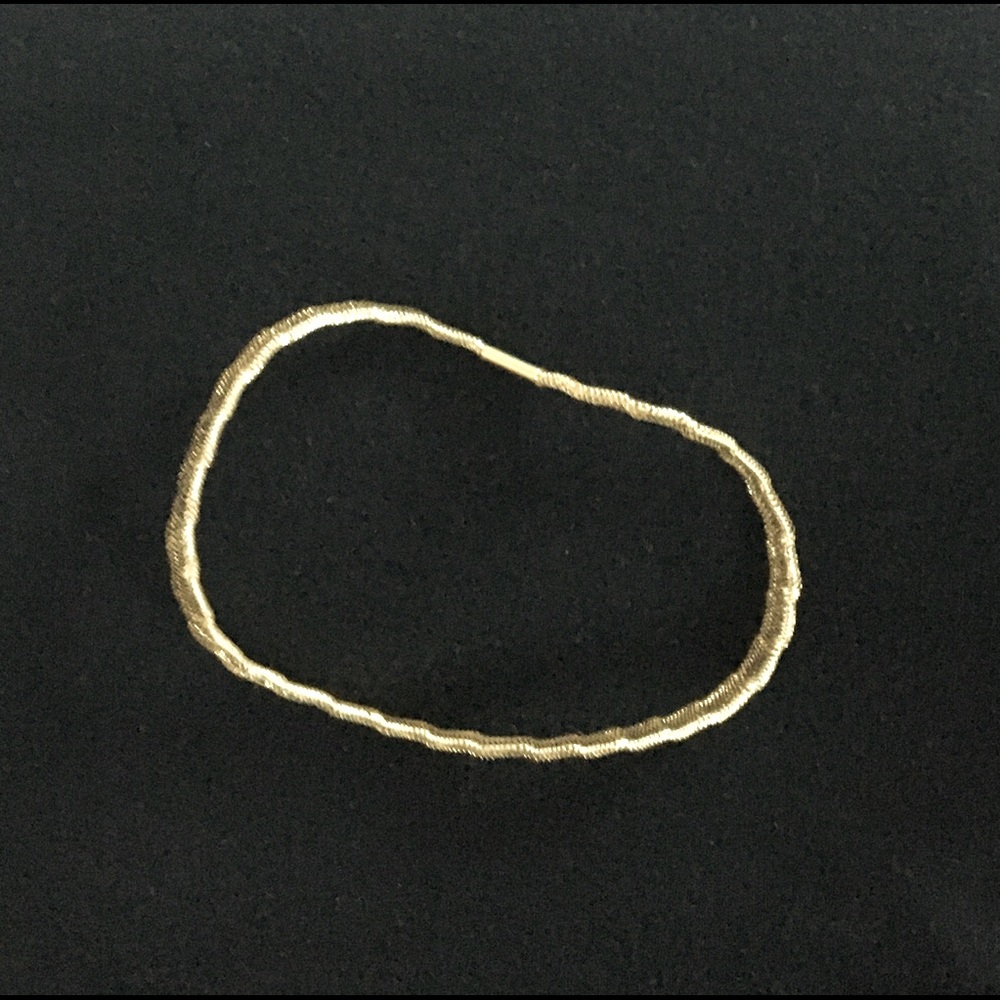 14kt gold stretchy 7 inch bracelet